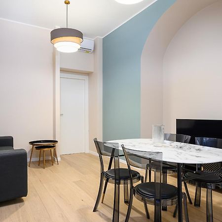 Suites In Porta Garibaldi & Chinatown - City Center Well Connected Milán Exterior foto
